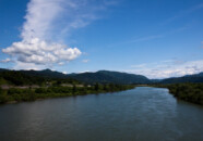 最上川橋の上から梅雨入り前の最上川の流れ 最上川 2011.6.15